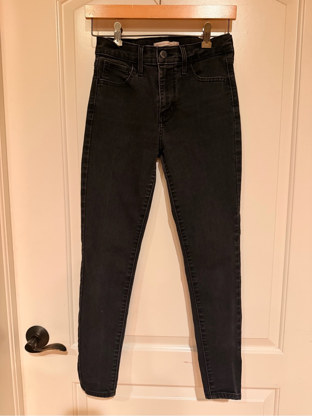 Levi's Black Women's Skinny Jeans